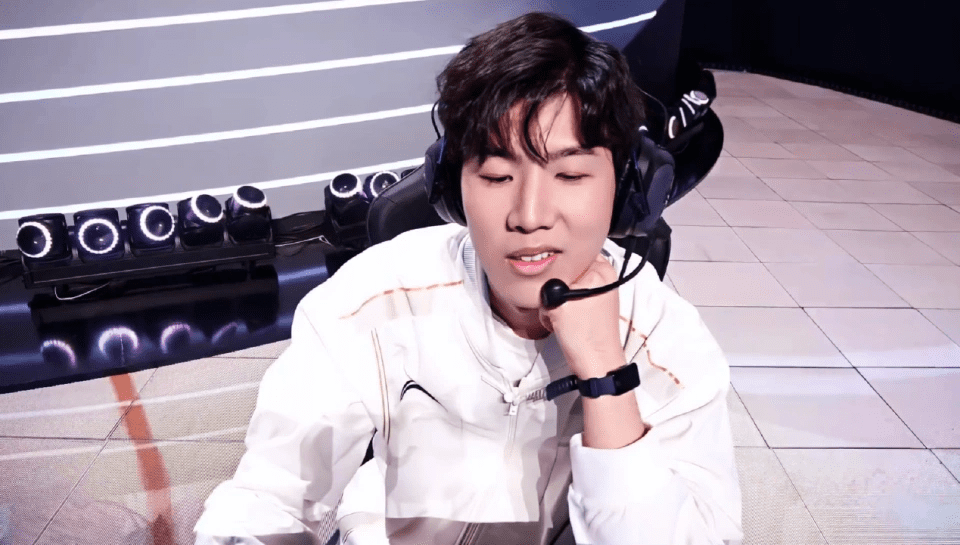 TheShy reveals the team hasn't practiced together due to scheduling conflicts and IG's facility not being ready