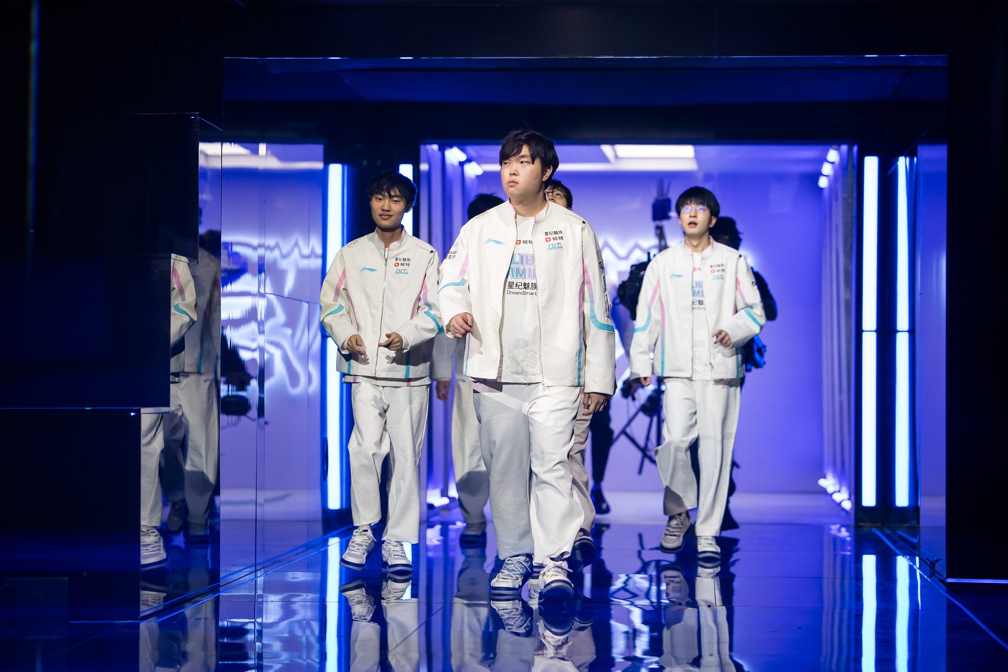 LPL fans find it hard to trust if BLG doesn't perform better than the last season