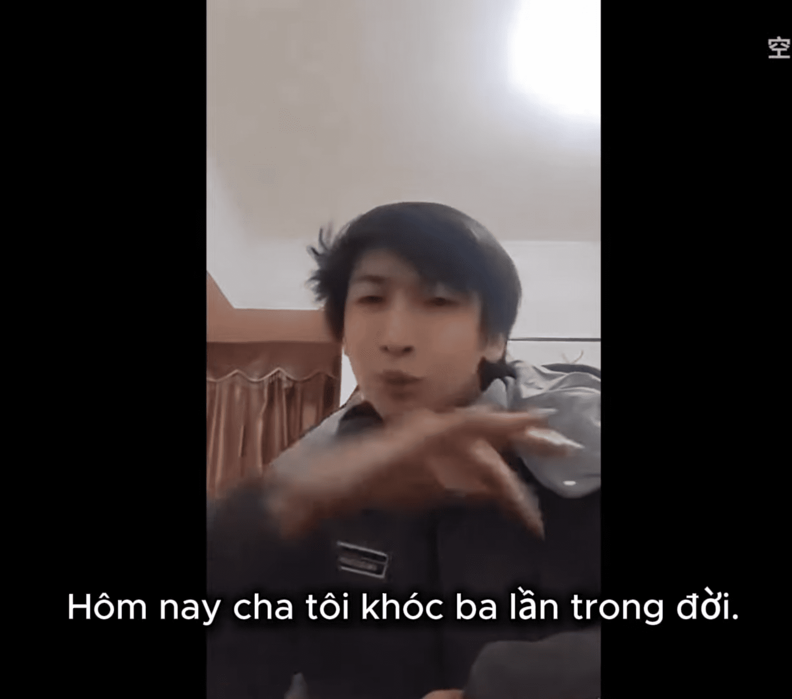 Xiaochaomeng stated he had never seen his father cry, but after this incident, he has seen him cry three times in one day