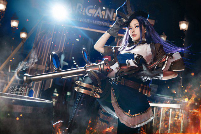 HaneAme transforms into Caitlyn.