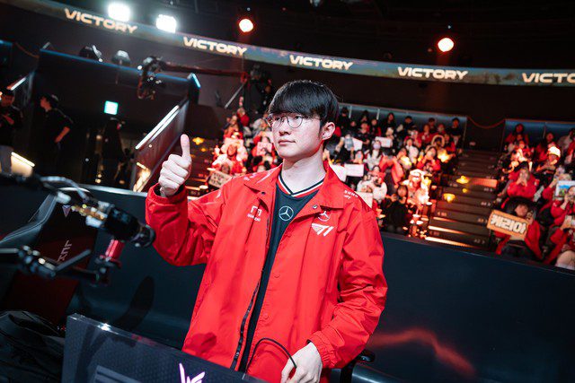 Amid the ongoing drama, T1 makes a move to 'cash in' on fans.