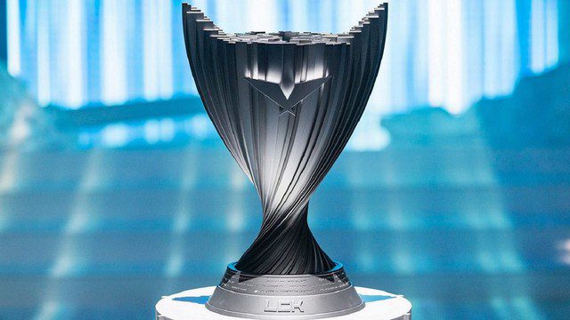 Starting this season, LCK will have the additional LCK Cup and will test Fearless Draft.