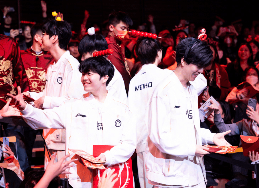 IG recently secured an easy 3-0 victory against FPX