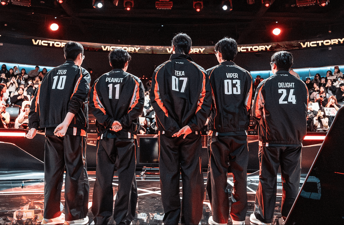 A rich champion pool is giving HLE many advantages when playing with the Fearless Draft format