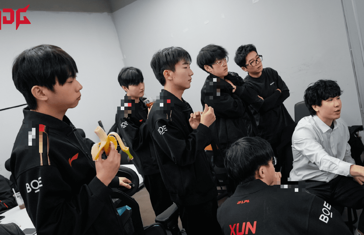 JDG has now won 2 matches in LPL 2025 Split 1 and has secured a spot in the playoffs