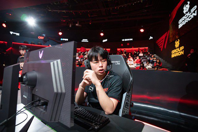 As long as T1 continues to win with Smash, this playstyle is likely to remain in use.