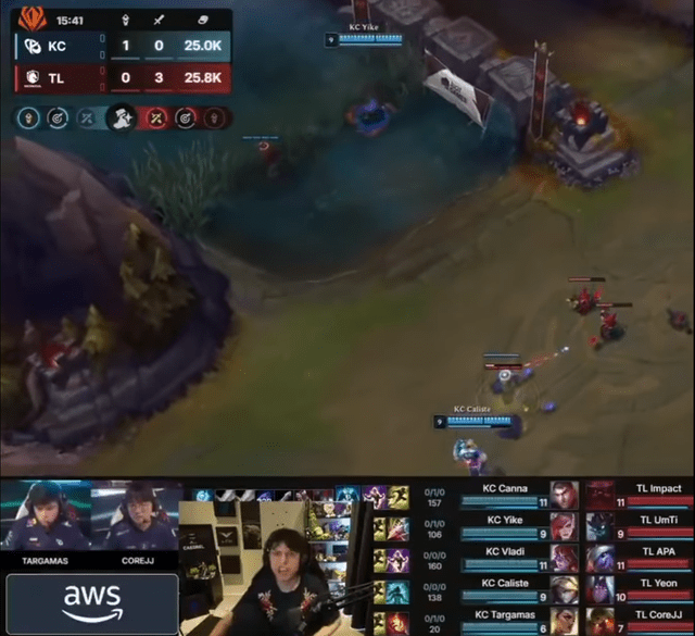 Caedrel frustrated as he constantly has to adjust the camera frame to avoid blocking the viewers' view.