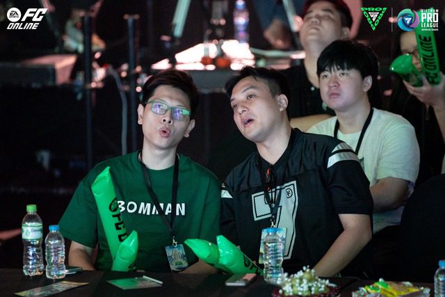 KOLs appeared at the event.