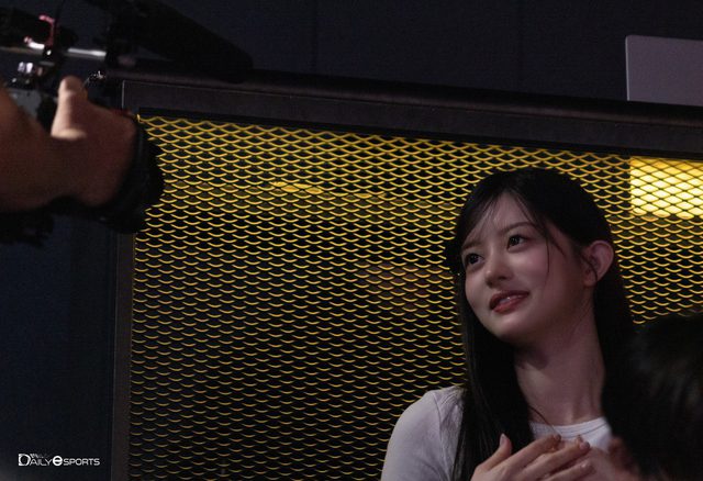 Idol Minju steals the spotlight during Gen.G's overwhelmingly dominant performance.