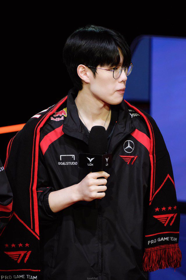 Oner embroiled in controversy and suspected of having a conflicting stance with Smash.