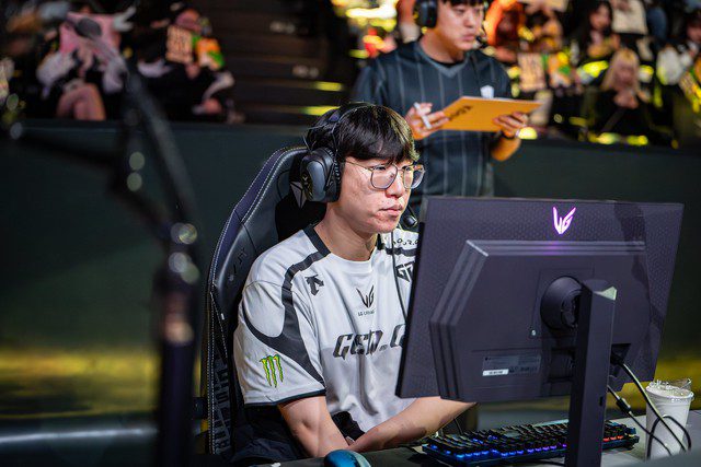 Ruler has comments regarding Gumayusi and Smash as his next match will be against one of these two players.