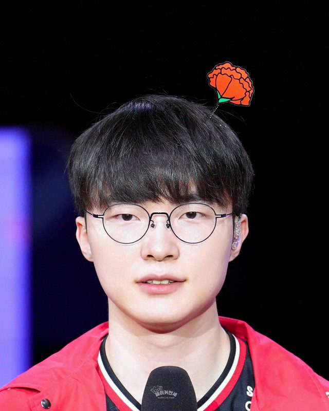 The pentakill is even more meaningful as it celebrates Faker's birthday and marks T1's return while a foreign player participates in a pentakill in LCK for the first time.