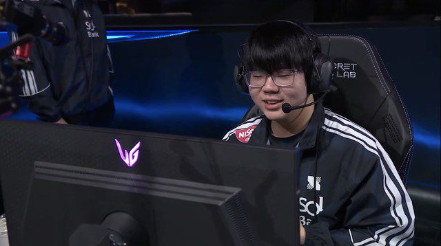 Although defeated, LazyFeel likely feels the significance of himself and his teammates in this historic moment for LCK and Faker.