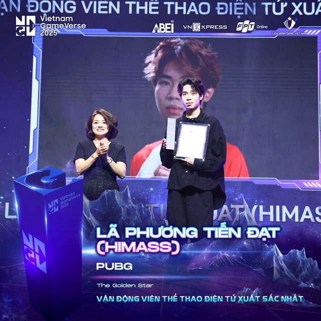 Himass was chosen as the Best Esports Player.