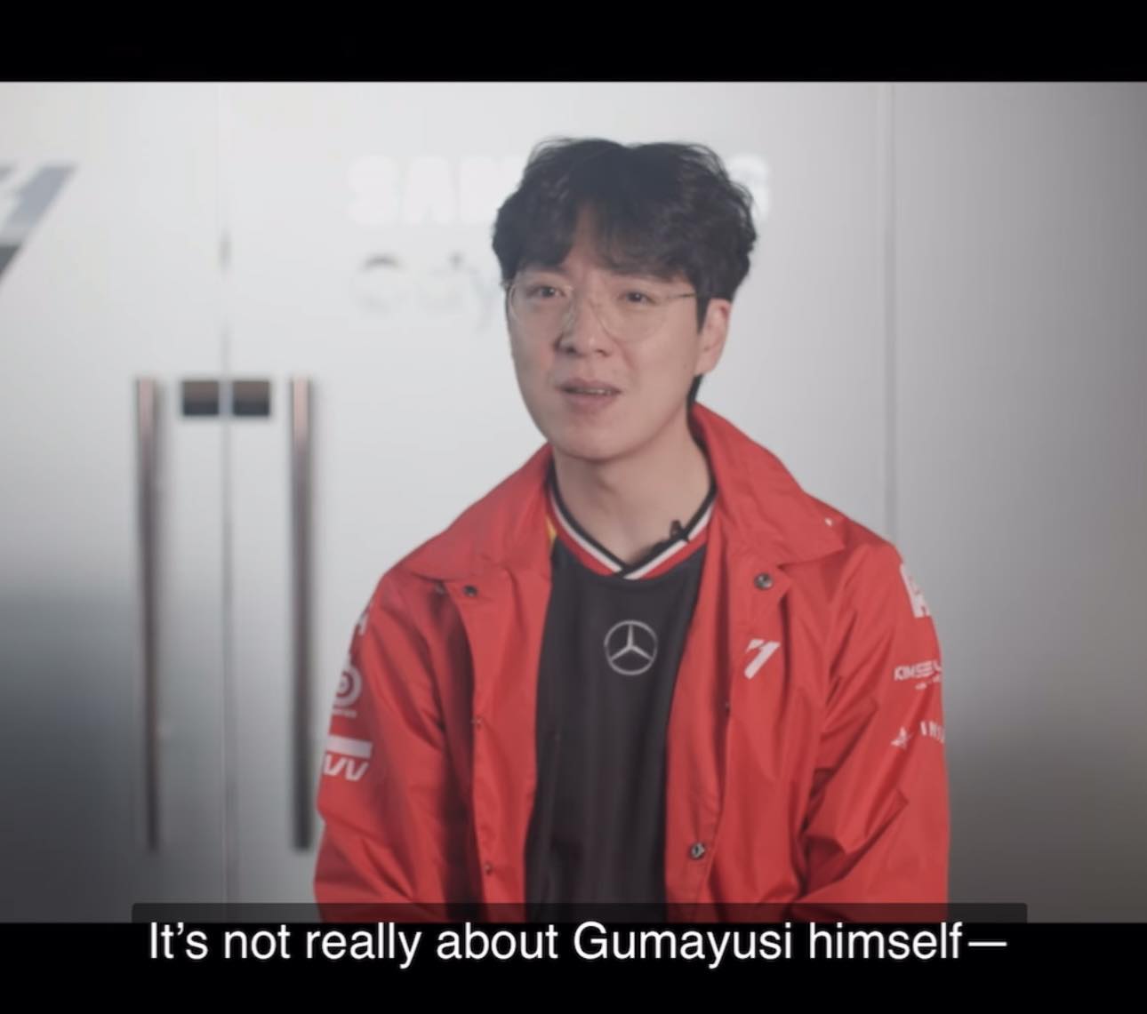 He has acknowledged that it’s not entirely Gumayusi’s fault but rather his and the team management's wish to experiment with Smash