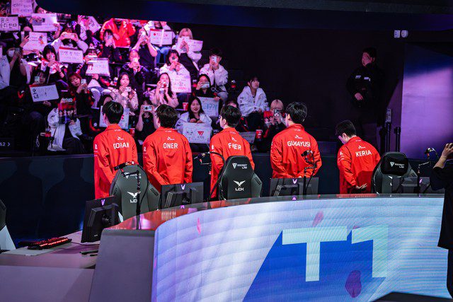 T1 initiated this year's substitution trend but showed that no team can be strong with unstable personnel.