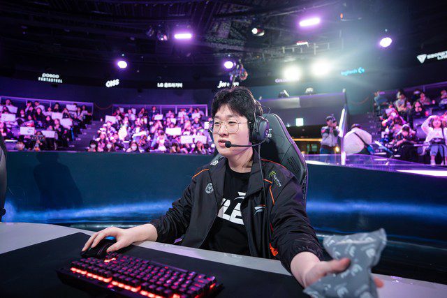 Zeus expresses dissatisfaction with Riot's incomplete changes.