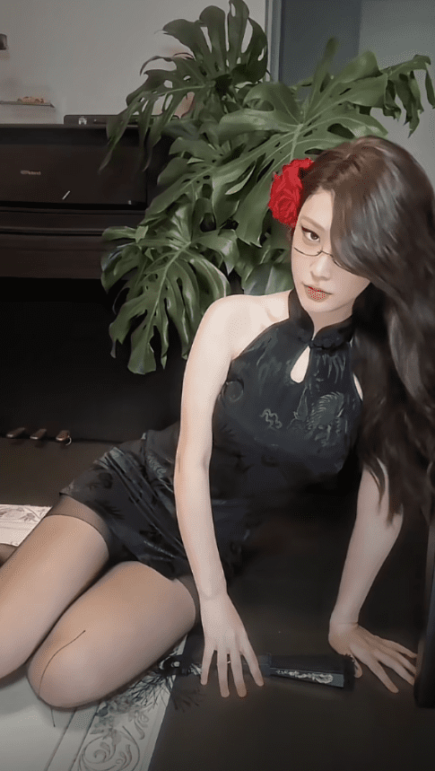 Dao Muoi is a one-champ Irelia streamer who has been gaining popularity lately