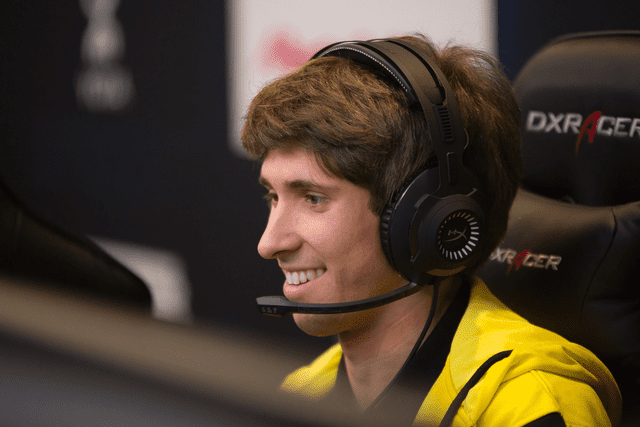 Dendi is a legend of DOTA 2.