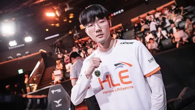 Viper is regarded by many as number 1, but he has not fully experienced the highest-level tournaments of Riot.