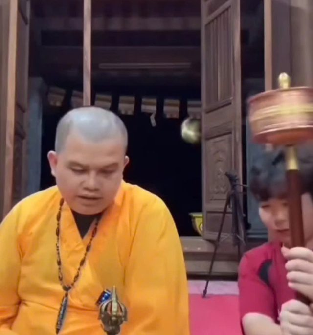 The monk does not hide his passion for Esports - Arena of Valor and he was once a streamer himself.