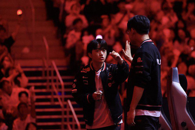 Keria - Gumayusi are the two key figures in T1's victory against Gen.G in the decisive game 3.