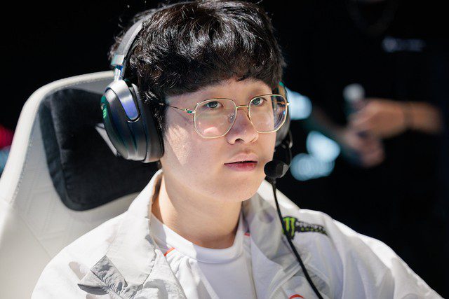 After losing to Gen.G, Zeus became the center of another debate.
