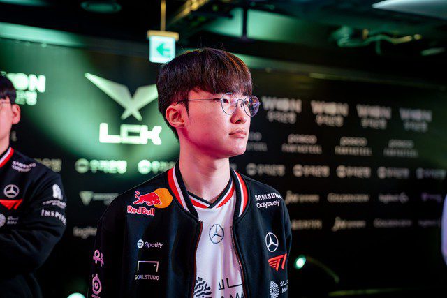 Faker is once again turned into a villain in a Chinese novel.