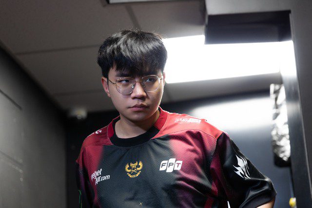 Elio aims for LCP championship and wishes all 3 VCS teams can reach the World Championship.
