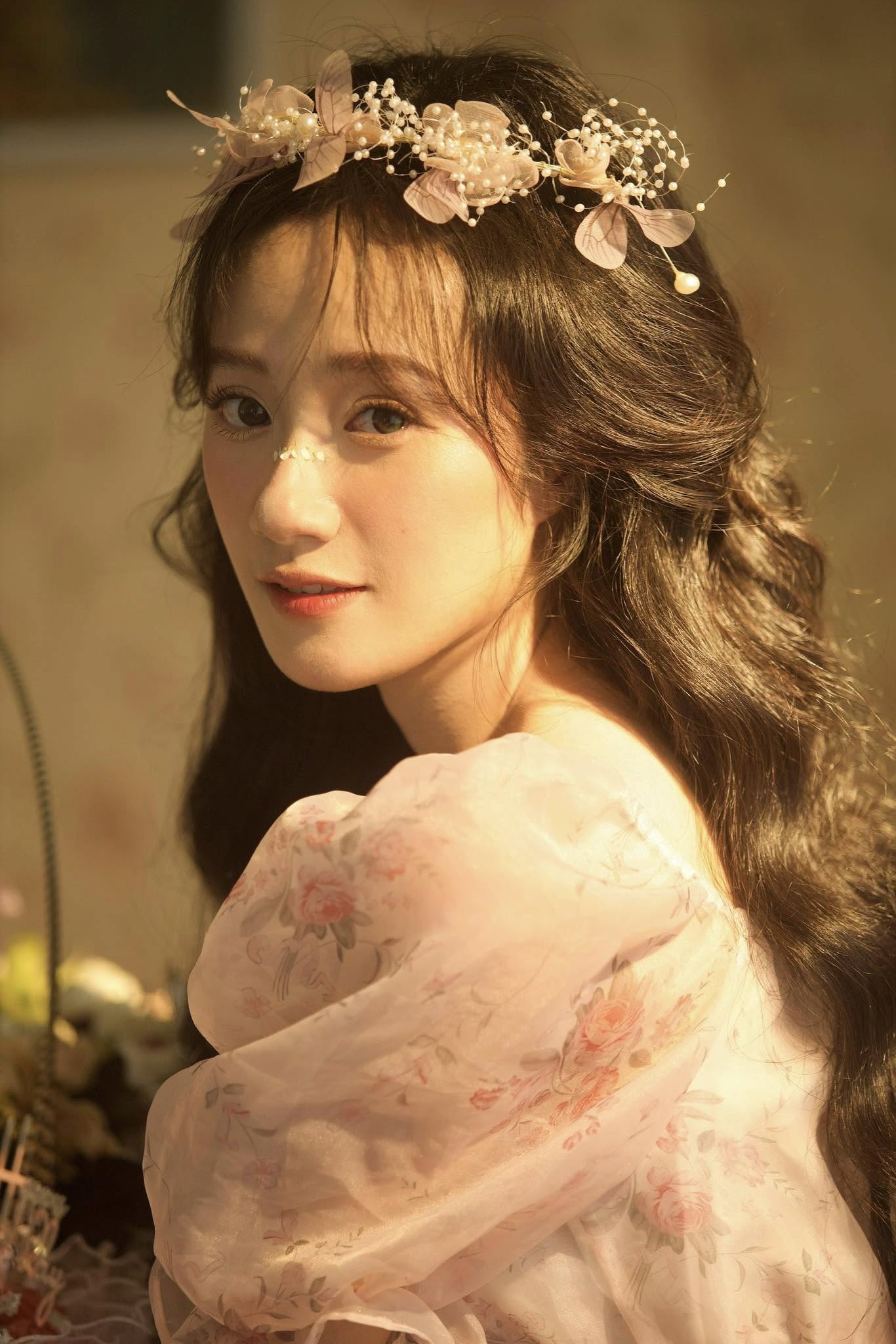 She is also the female TikToker with the most followers in Vietnam