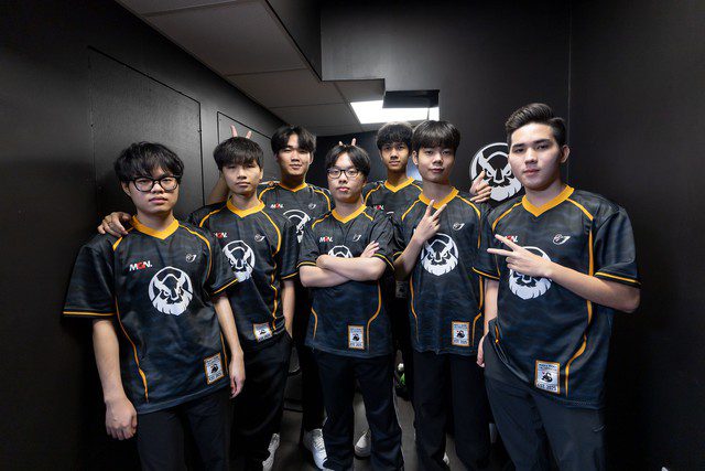 MVKE has opted for Azir and is likely the first VCS team to use this champion in recent years.