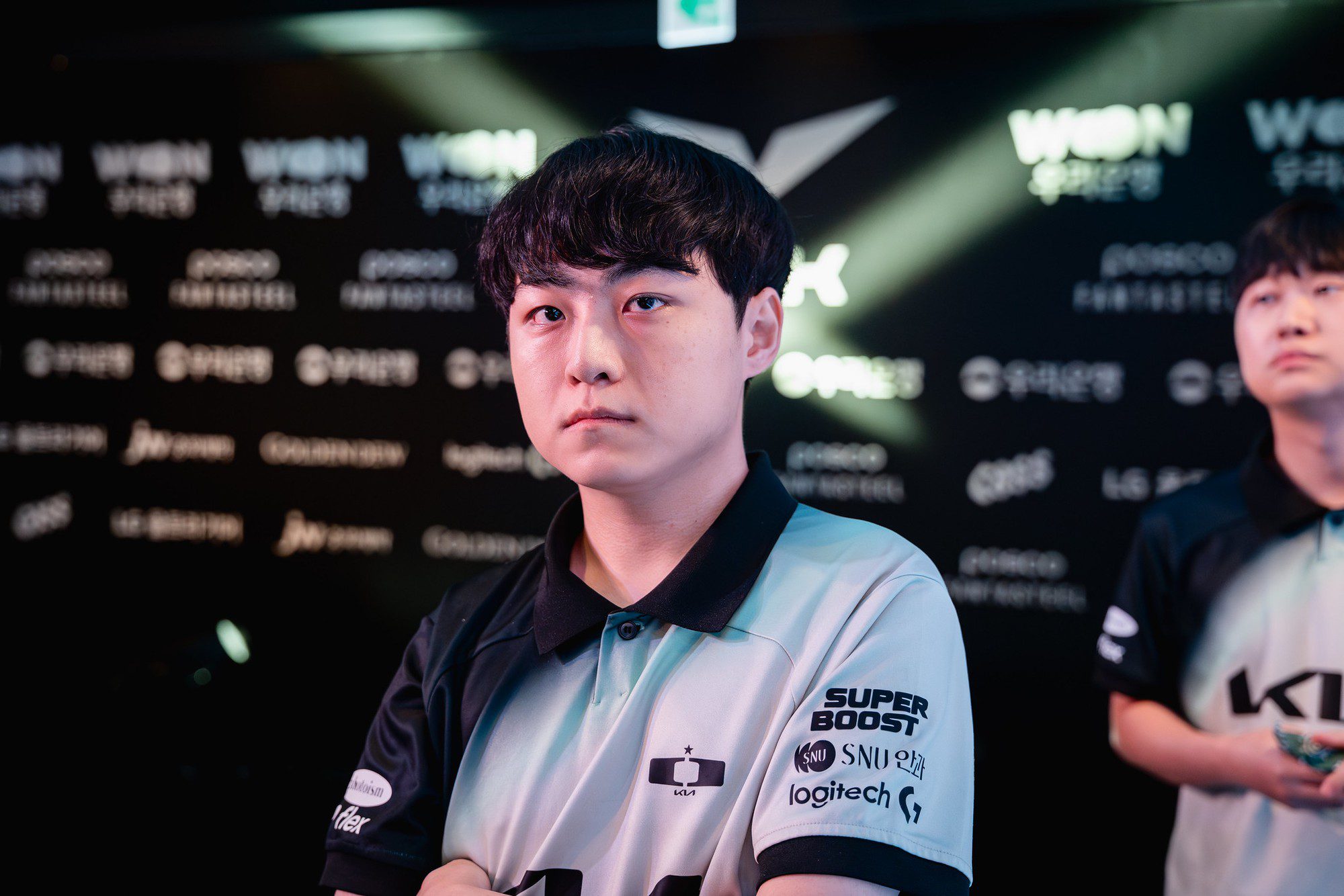 DK will face T1 in the upcoming playoffs.