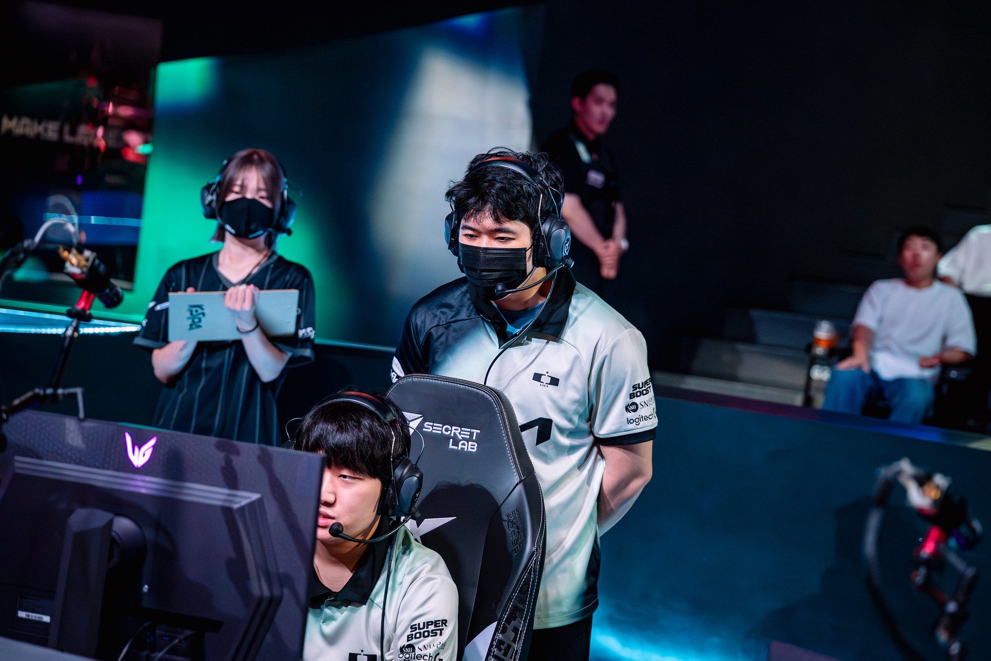 Coach CvMax also admits that it is almost impossible to defeat T1 right now.