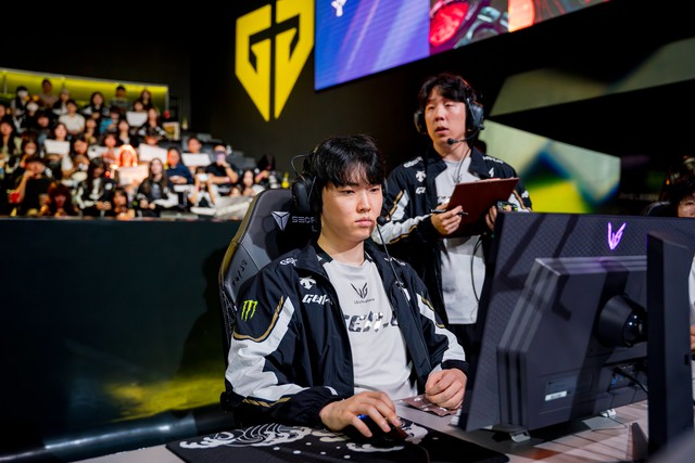 Since 2021, no number 1 seed from LCK has won Worlds