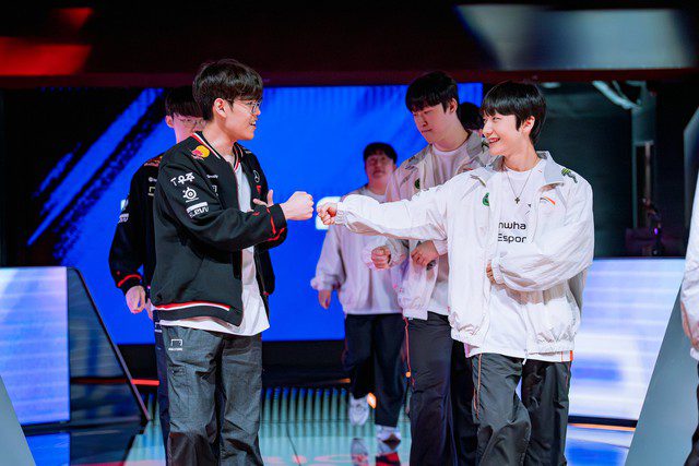 HLE lost to T1 in Rounds 3-5 of the LCK group stage.
