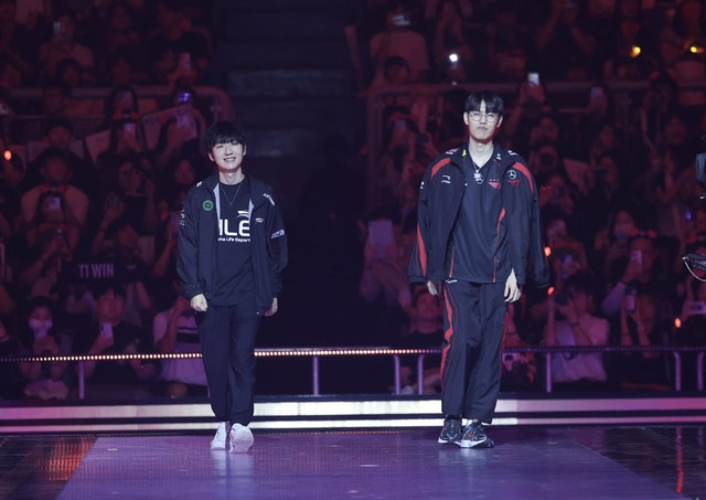 Oner still has a contract with T1 and it is unlikely that this player will transfer to HLE next season