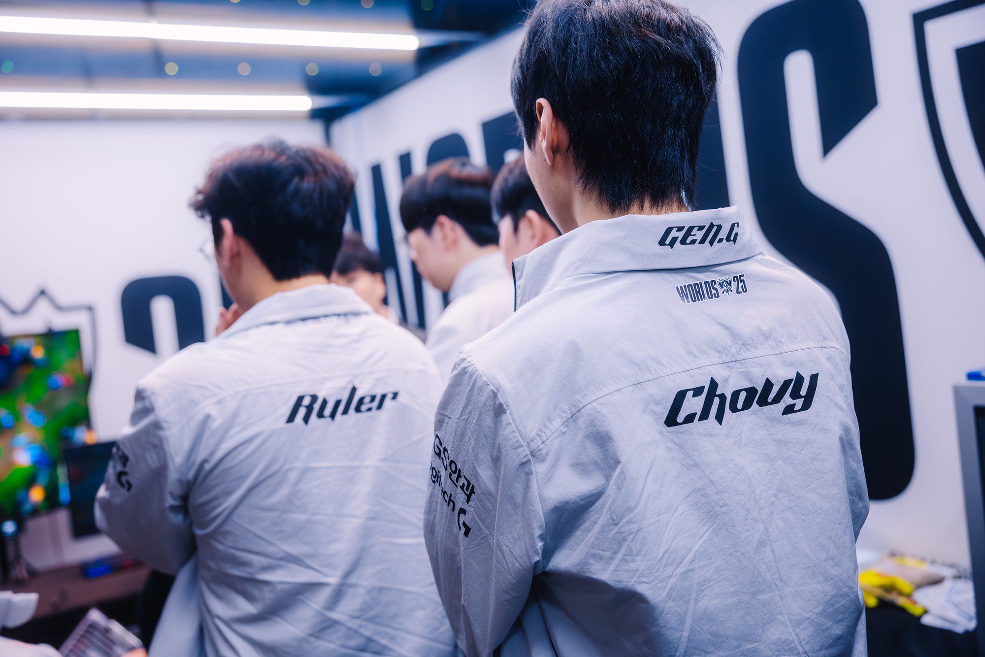 However, apart from SKT T1 in 2015, no team has broken the 'curse' that the LCK's top seed cannot win the World Championship.