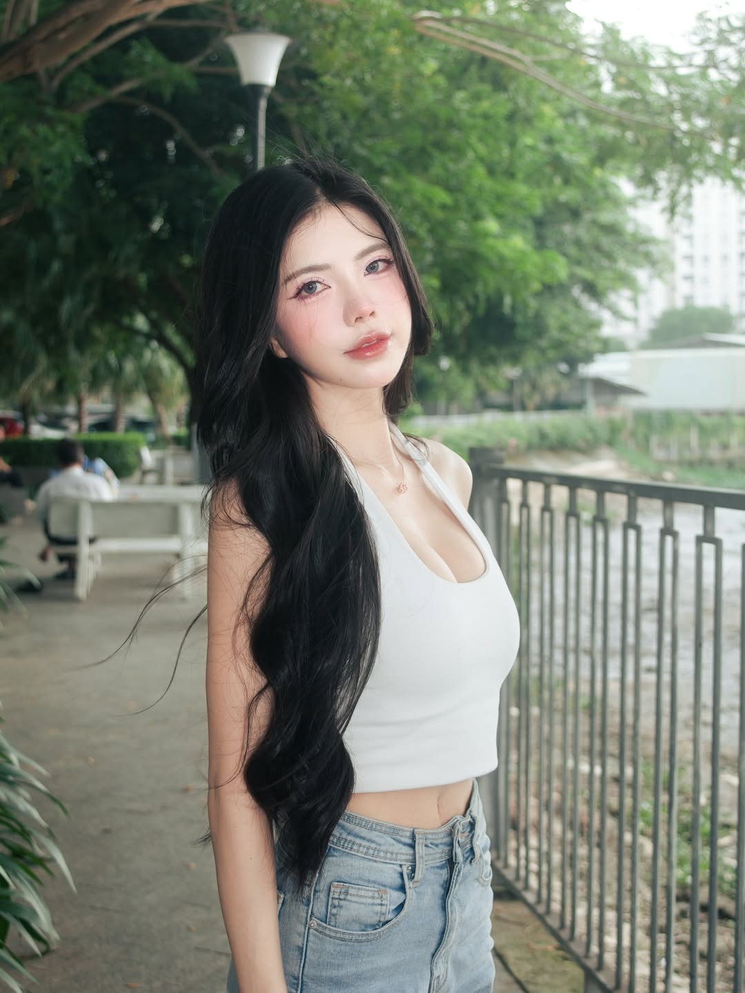 Currently, Mai Dora is actively seeking a new career path for herself