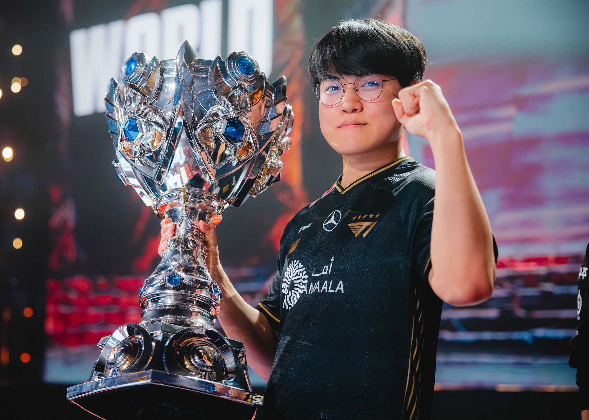 T1 took 7 years to find a successor worthy of Bang, and they let that player go just after 1 year.