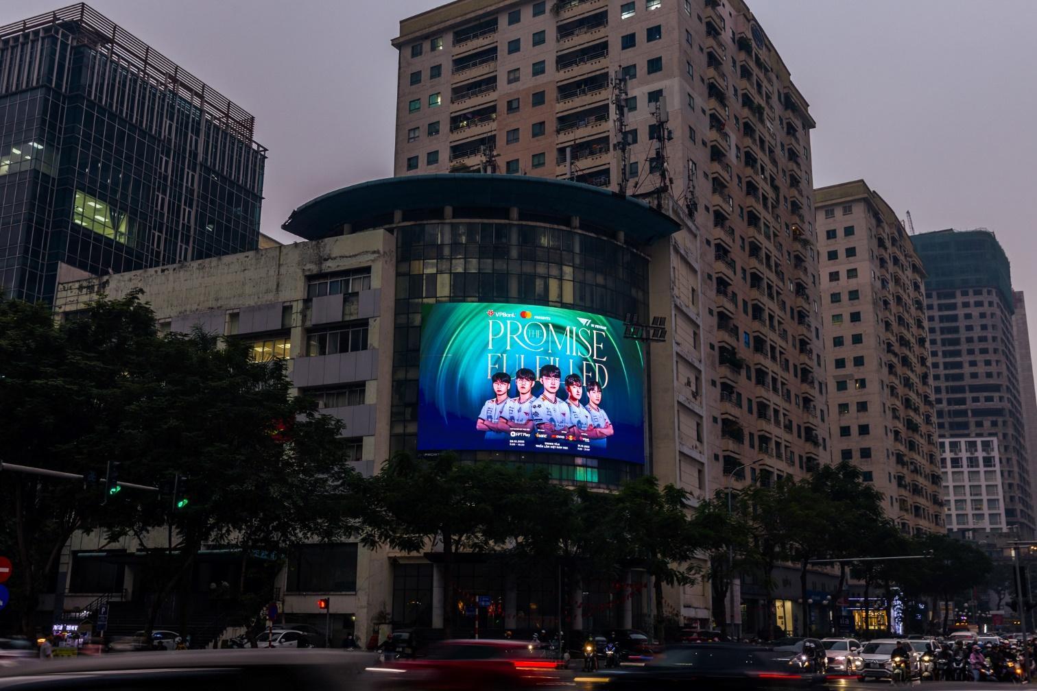 Faker and T1 will come to Vietnam and interact with fans on December 21