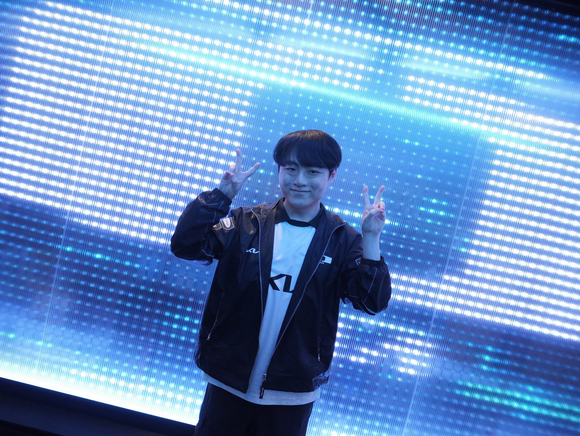 DK has not won against T1 in a BO5 for a long time.