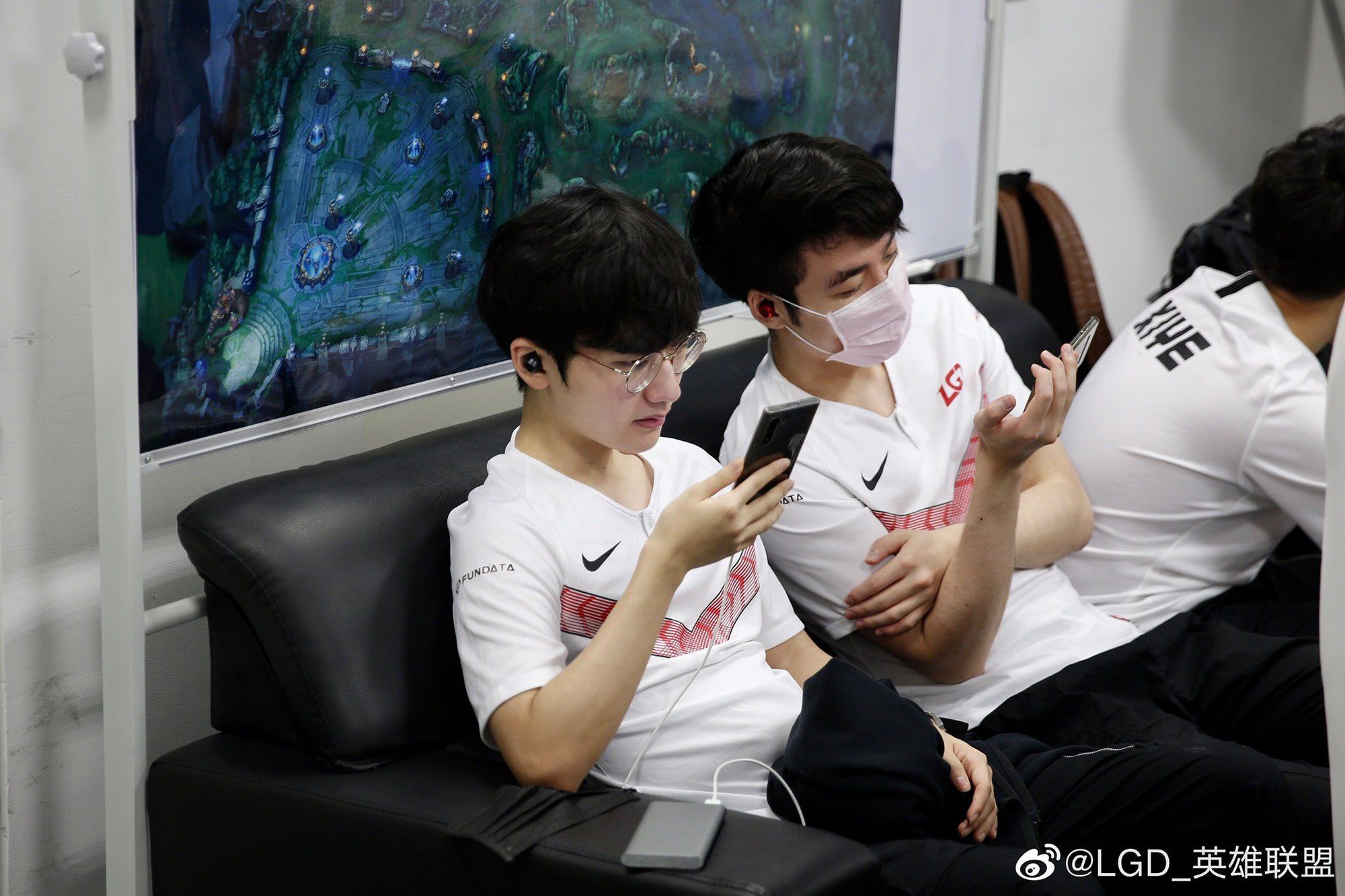 Peanut during his time with LGD Gaming in the LPL.