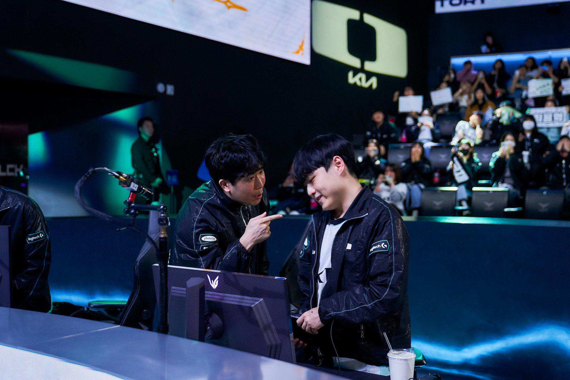 If Faker hadn't experienced a remarkable decline in performance, DK might have faced even more difficulties.