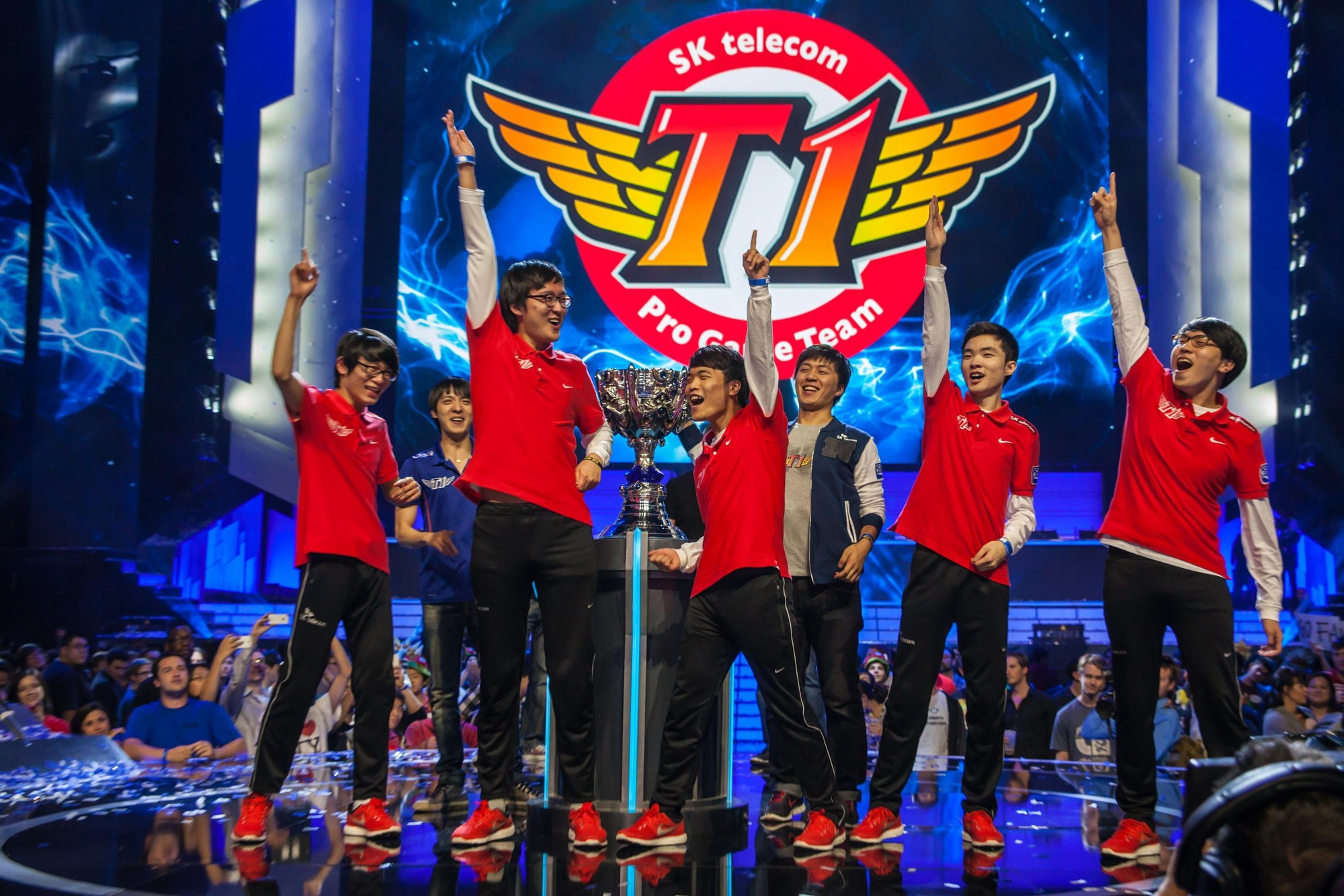 SKT T1 2013 became the Worlds champion.
