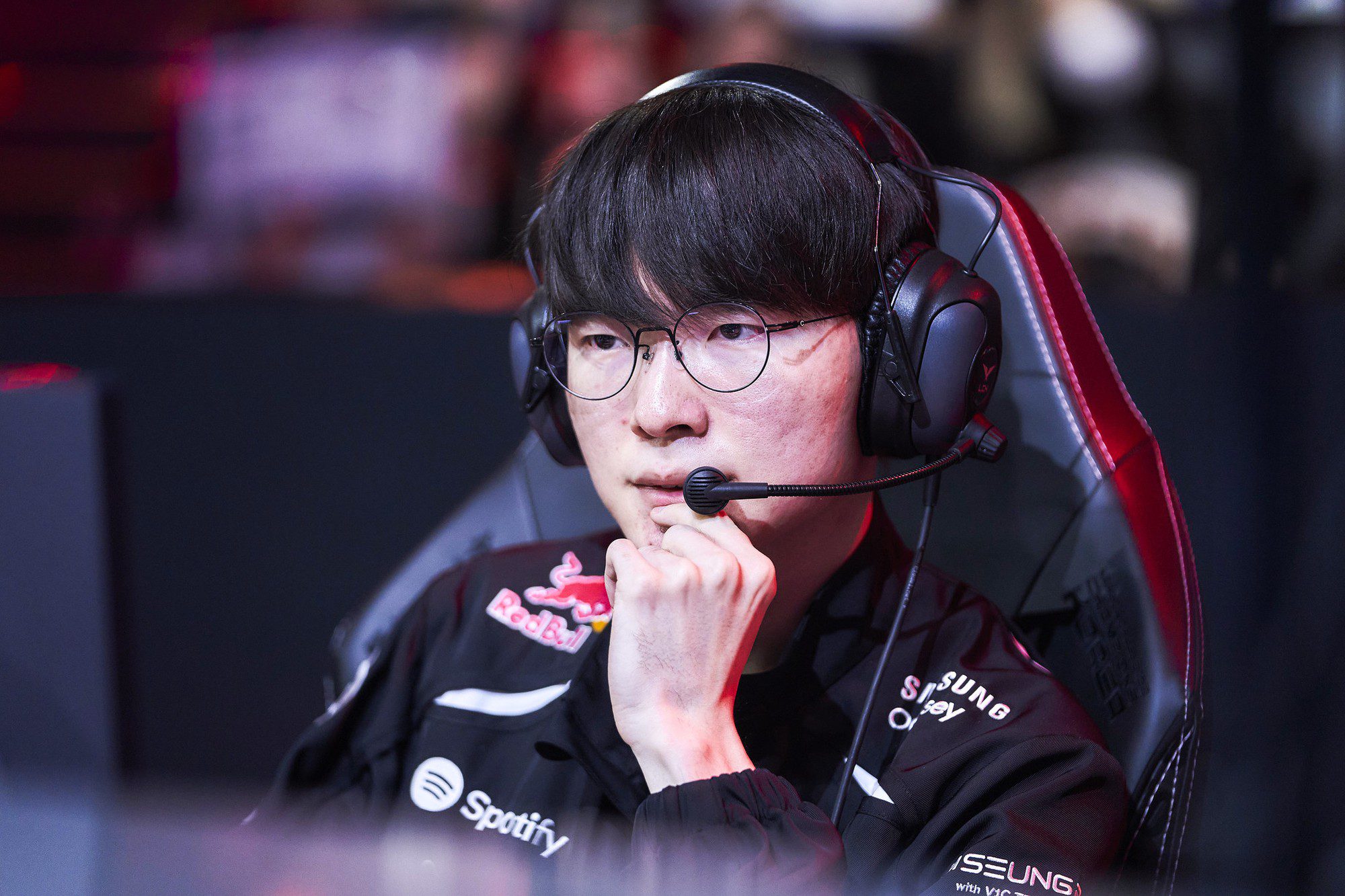 Faker even performed worse than ShowMaker in the recent match against DK.