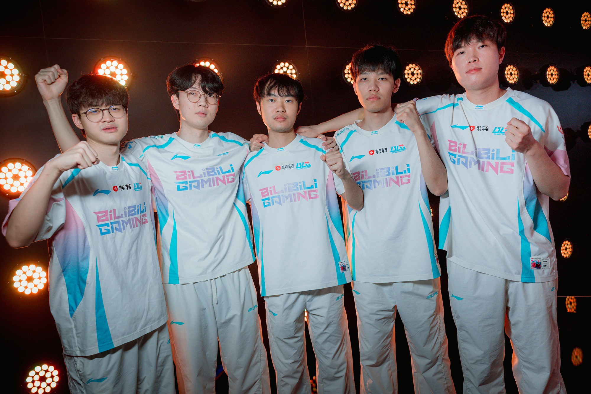 BLG secured a dramatic victory against BNK.