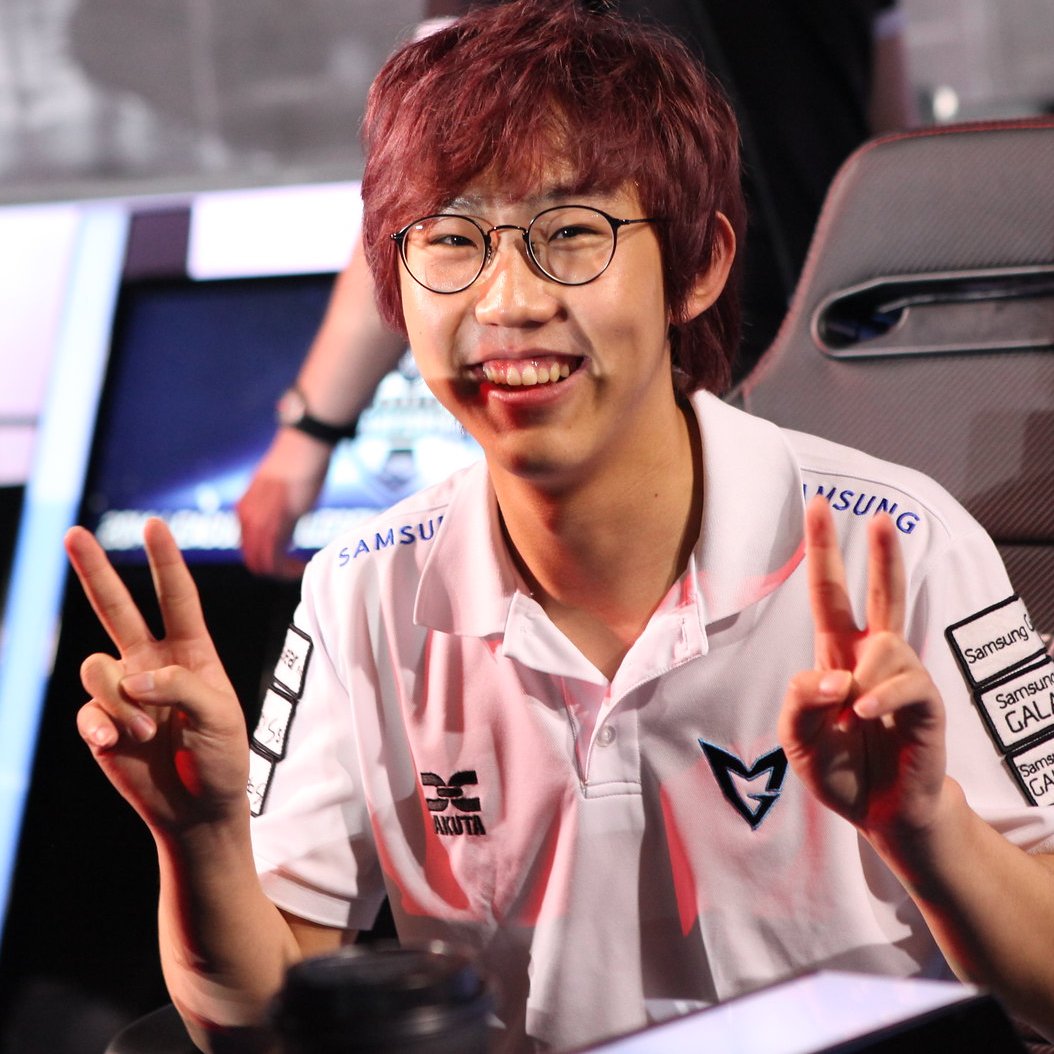 Imp is the only marksman before Diable to have 2 pentakills in an international Riot tournament.