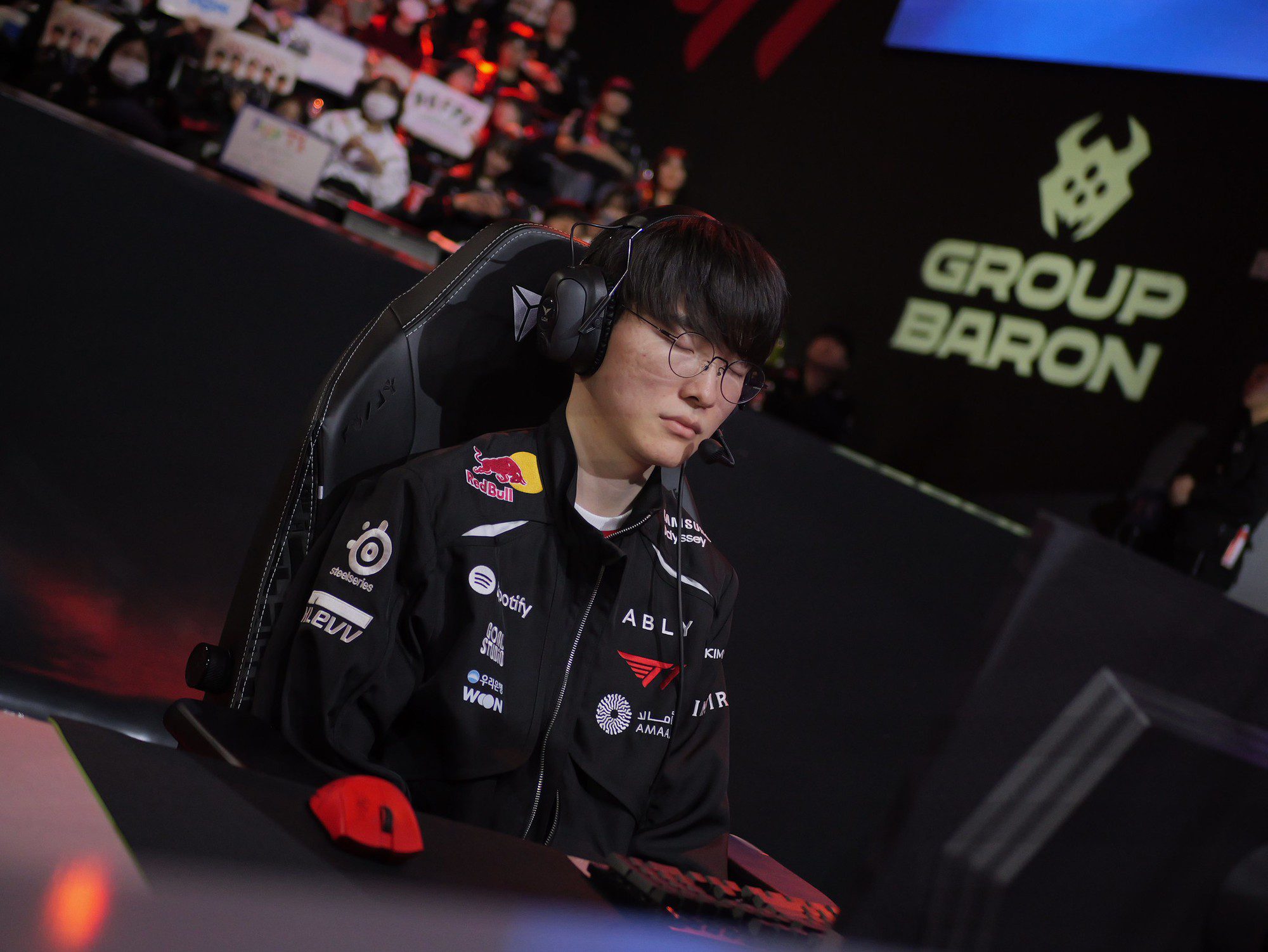 Faker continues to show excellent form up to now.