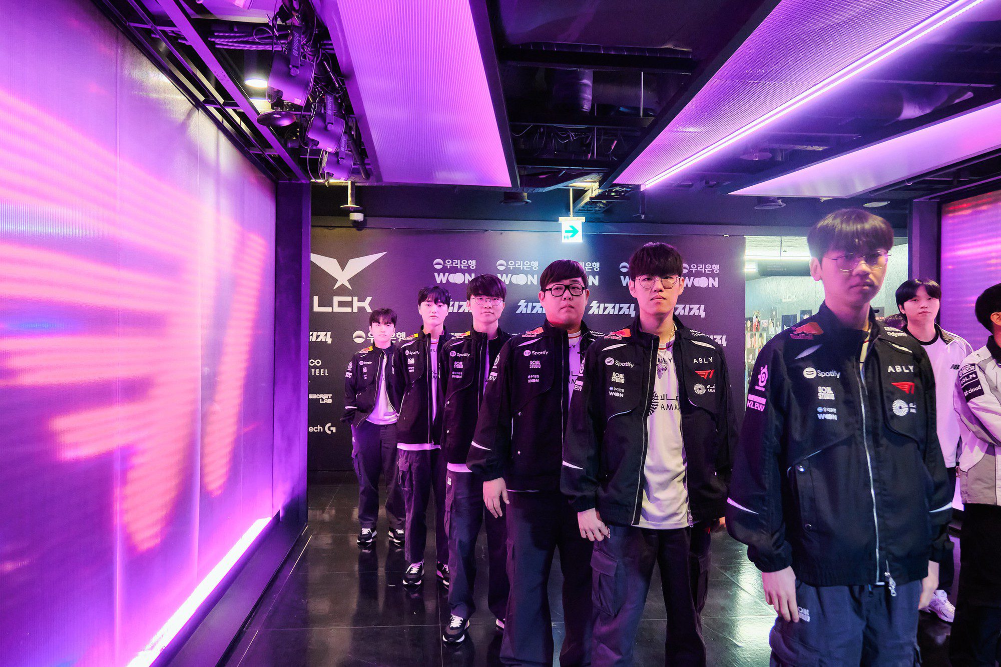 Even the match where T1 lost to KT was a significant scoreline despite the teams' skill levels not being too divergent.
