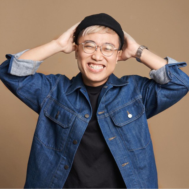 Caster Hoàng Luân Deletes Apology, Engages in "Var" Dispute with Gumayusi Fans - Image 1.
